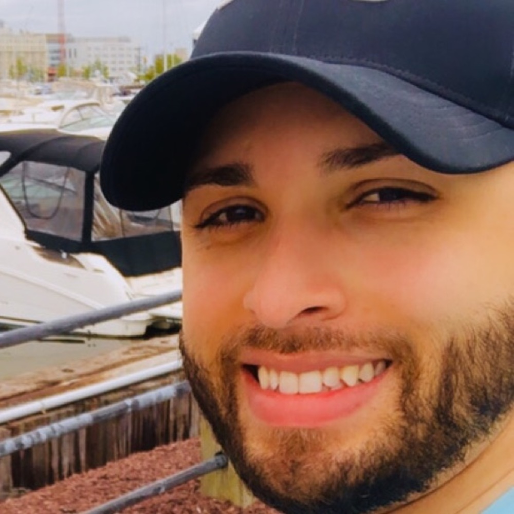 Meet your Posher, Felix